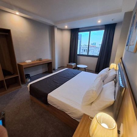 Bed and Breakfast Lavida Abidjan Esterno foto