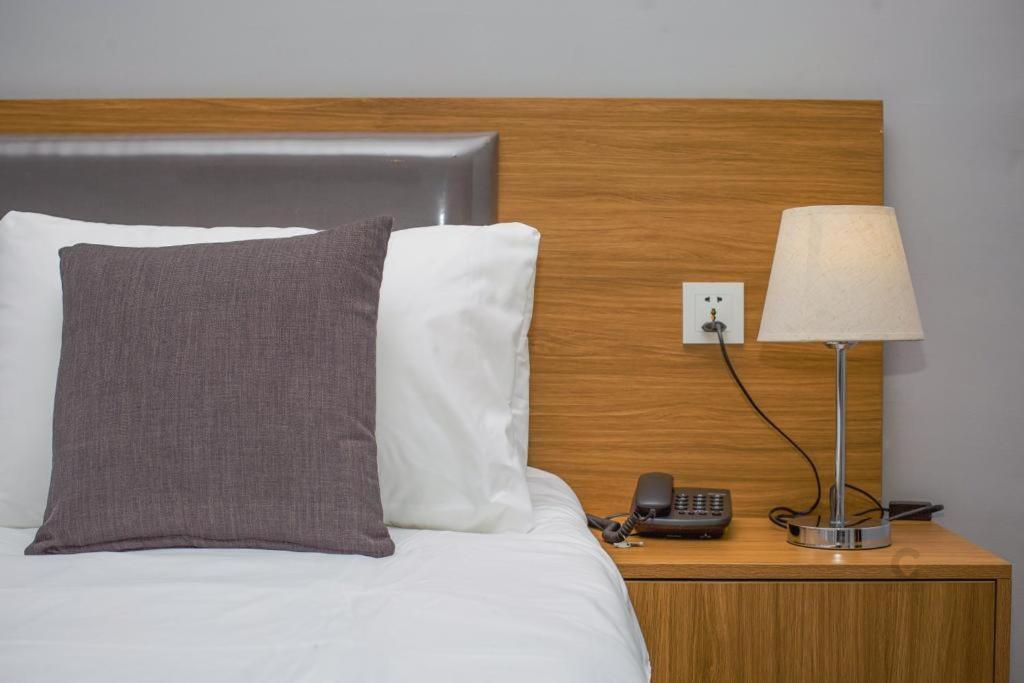 Bed and Breakfast Lavida Abidjan Esterno foto