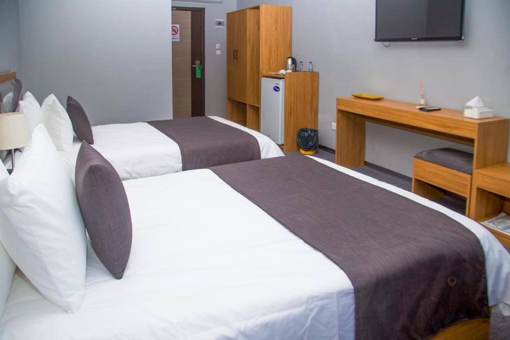 Bed and Breakfast Lavida Abidjan Esterno foto