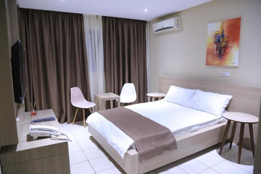Bed and Breakfast Lavida Abidjan Esterno foto