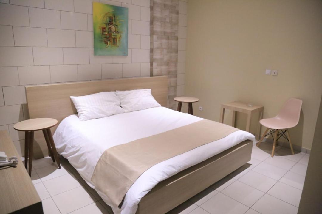 Bed and Breakfast Lavida Abidjan Esterno foto