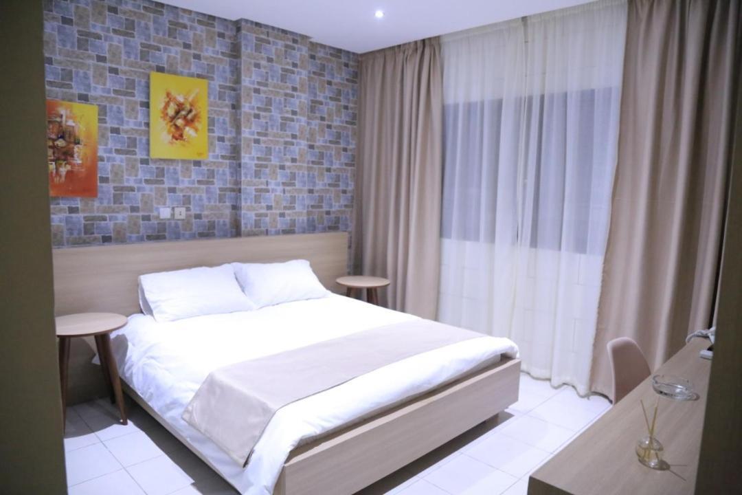 Bed and Breakfast Lavida Abidjan Esterno foto